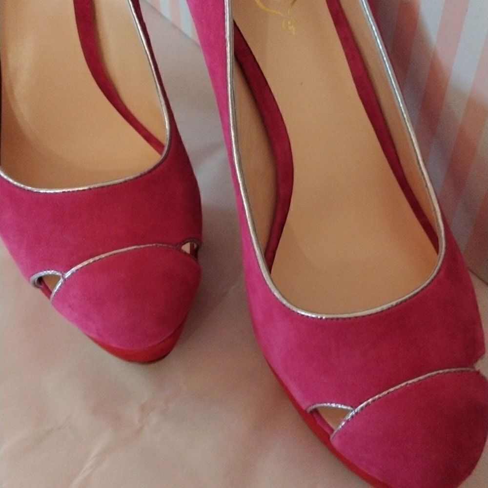 Footcandy Color Block Platform Heels - Picture 2 of 13